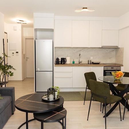Velvet Luxury Apartments In The City Center By Binobi! Thessaloníki Ngoại thất bức ảnh